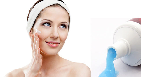 Trị mụn cám bằng kem đánh răng Trị mụn cám bằng kem đánh răng